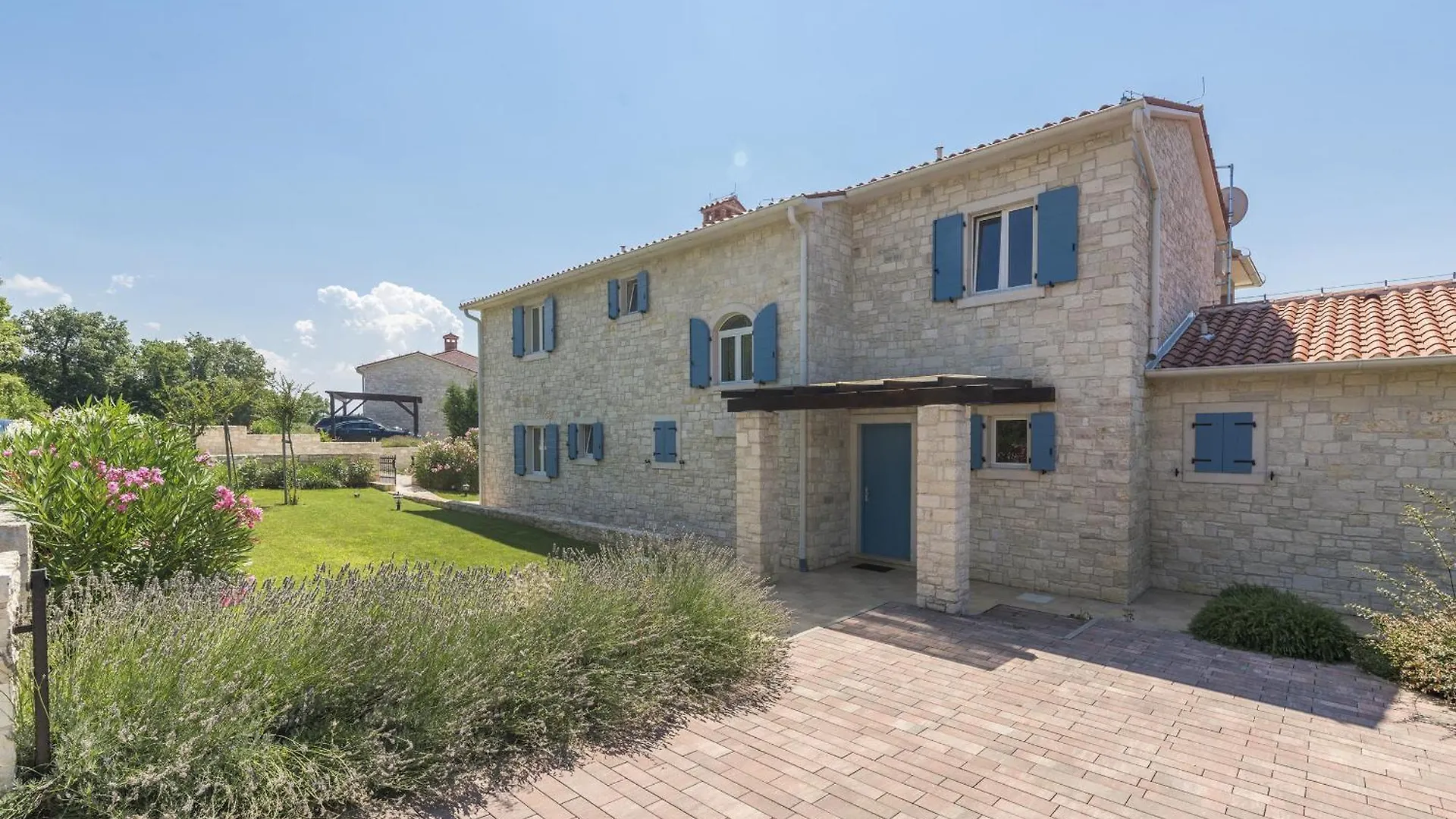 Villa Sterpazzi For 8 People Near Porec With 38 M2 Heated Pool, Sea View & Wellness Višnjan Horvátország