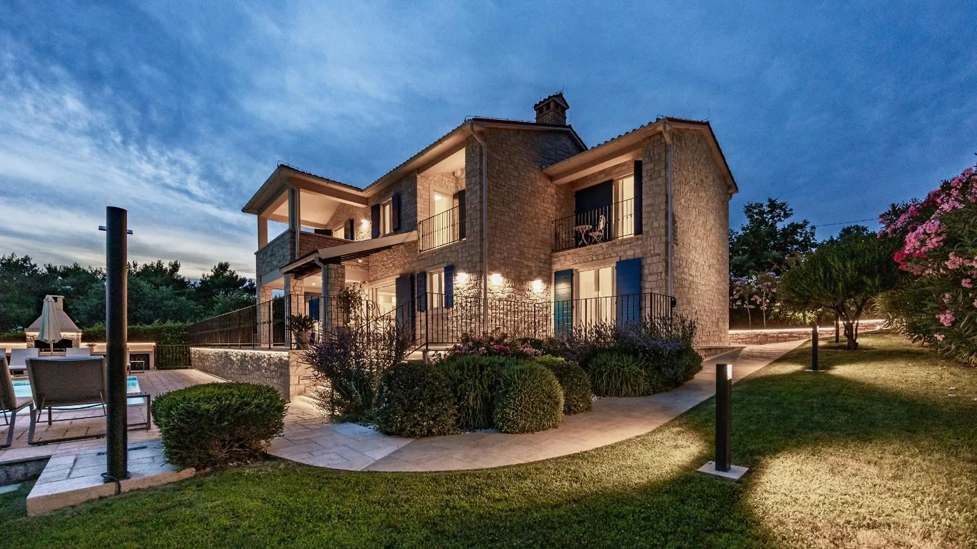 Villa Sterpazzi For 8 People Near Porec With 38 M2 Heated Pool, Sea View & Wellness Višnjan 0*,